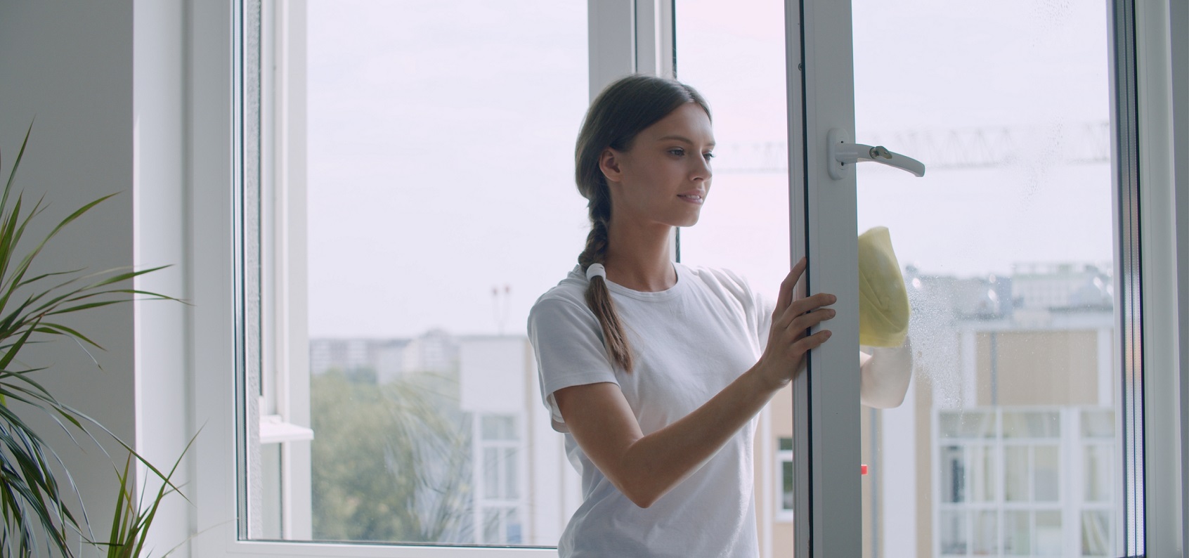 نحوه صحیح مراقبت از پنجره‌های UPVC